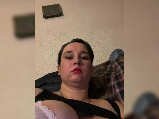 SaliiOnli's BongaCams show and profile