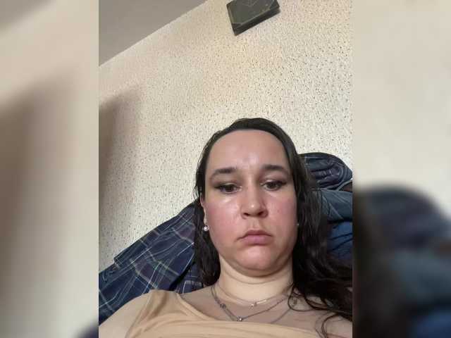 SaliiOnli's BongaCams show and profile