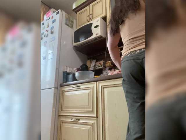 SaliiOnli's BongaCams show and profile