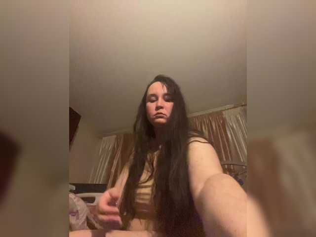 SaliiOnli's BongaCams show and profile