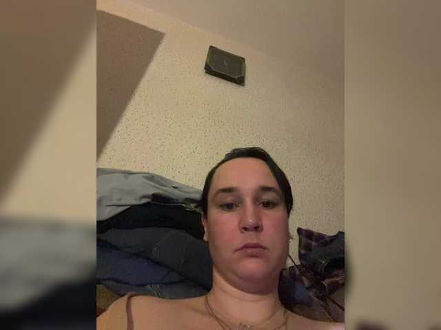 SaliiOnli's BongaCams show and profile