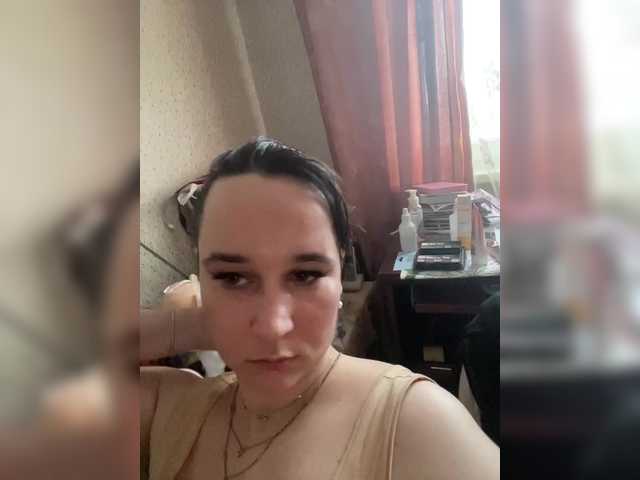 SaliiOnli's BongaCams show and profile