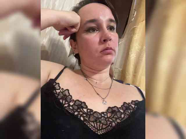 SaliiOnli bongacams