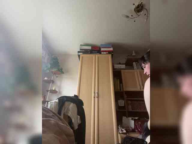 SaliiOnli webcam