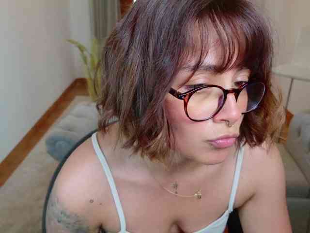 AlyaMisstres webcam