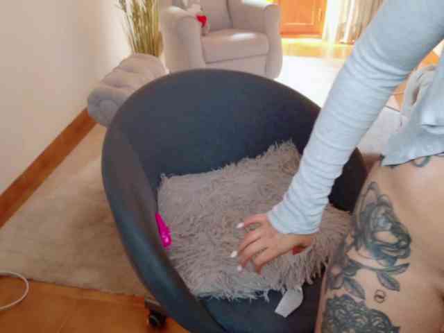 AlyaMisstres webcam