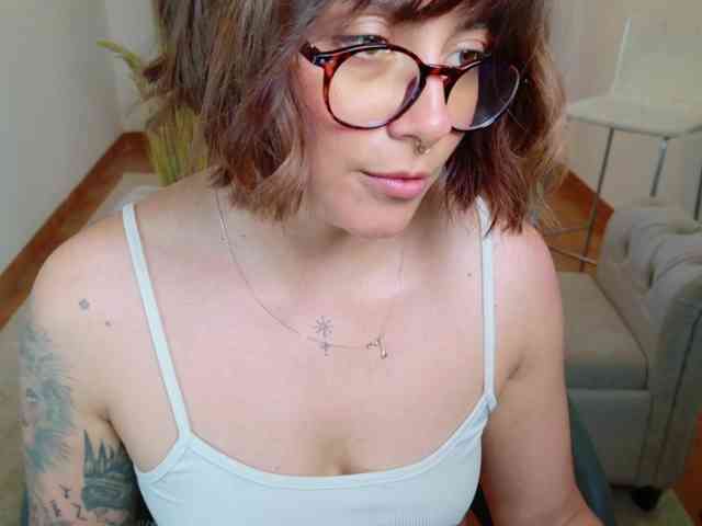 cam2cam chat AlyaMisstres