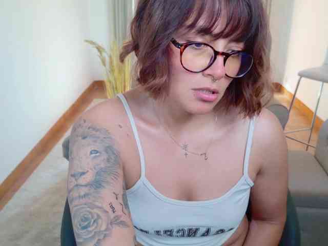 AlyaMisstres webcam