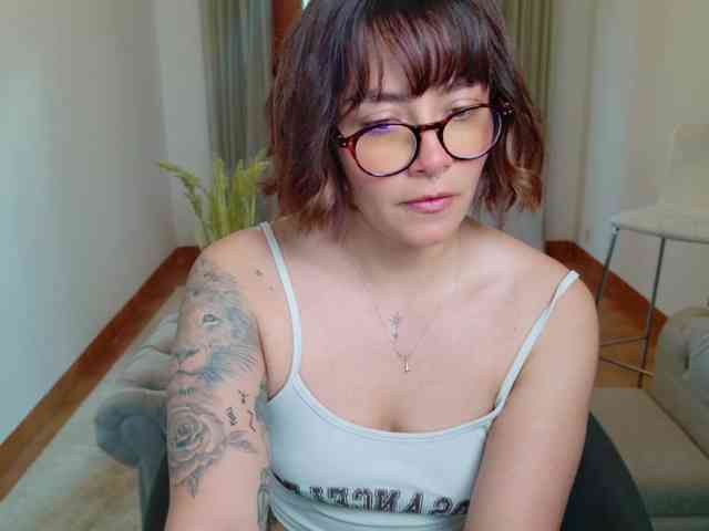 AlyaMisstres webcam