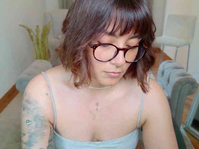 AlyaMisstres webcam