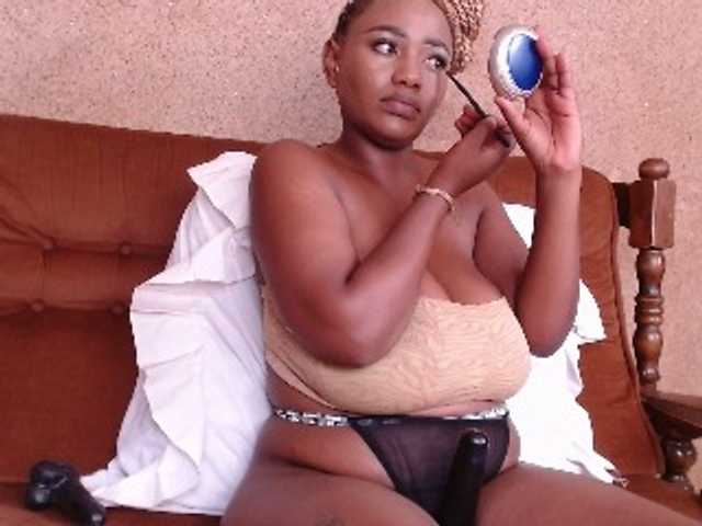 EbonyBoobz's BongaCams show and profile