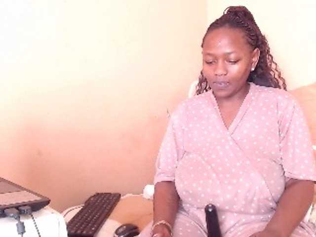 EbonyBoobz's BongaCams show and profile