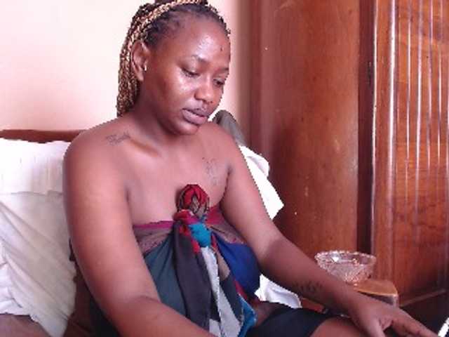 EbonyBoobz's BongaCams show and profile