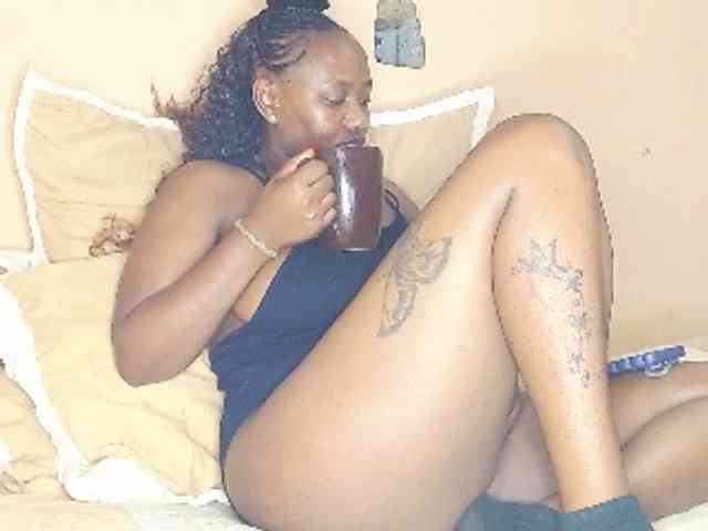 EbonyBoobz EbonyBoobz