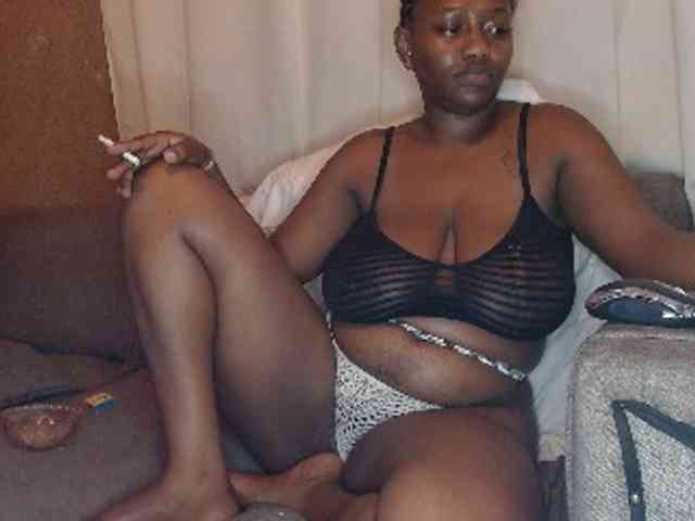 EbonyBoobz EbonyBoobz