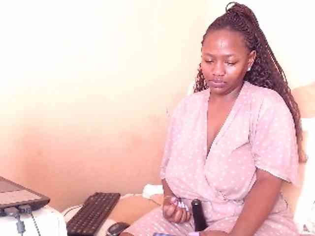 EbonyBoobz EbonyBoobz