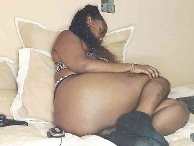 EbonyBoobz Live Webcam on BongaCams