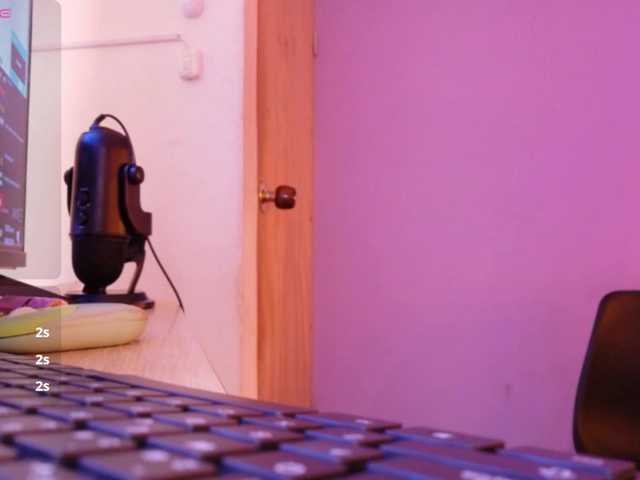 daddysneakin's BongaCams show and profile