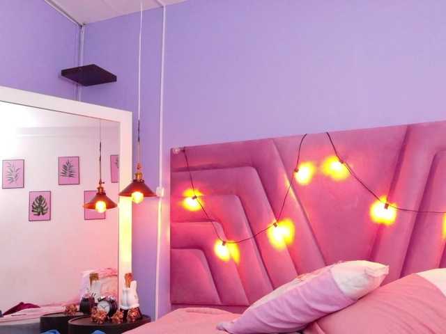 daddysneakin's BongaCams show and profile