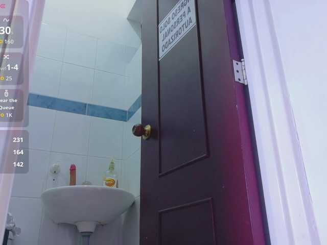 daddysneakin's BongaCams show and profile