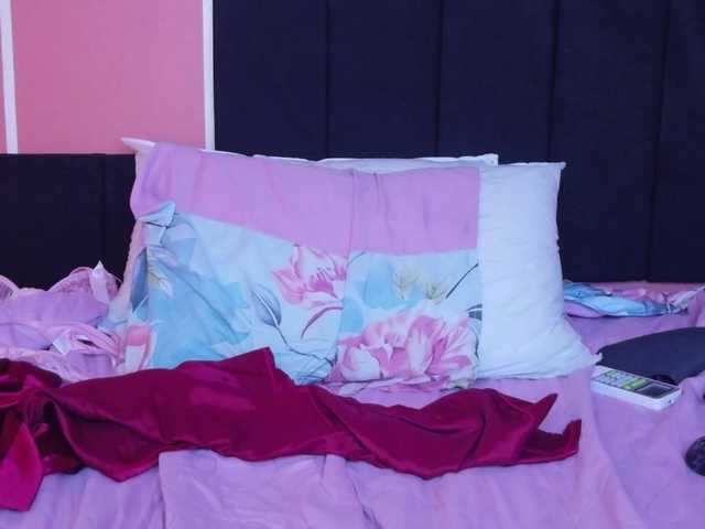 daddysneakin live cam profile