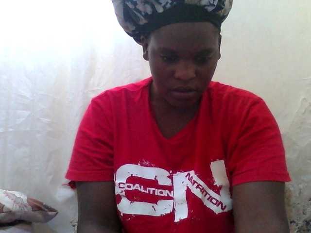 Hot-Perry's BongaCams show and profile