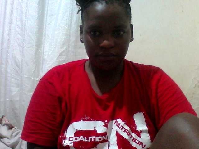 Hot-Perry's BongaCams show and profile