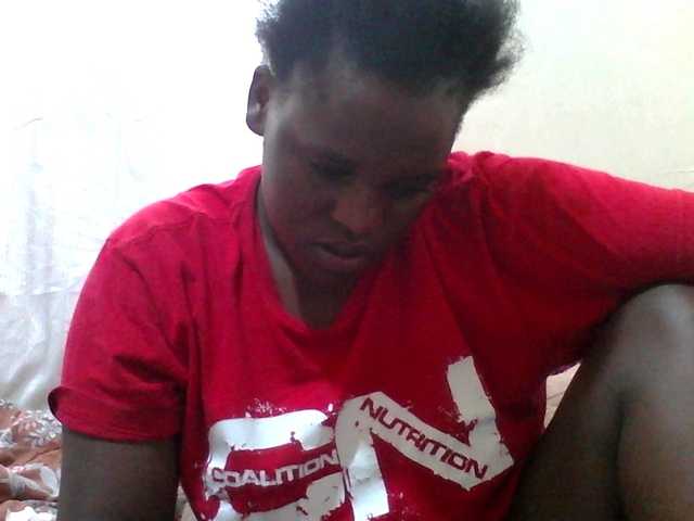 Hot-Perry's BongaCams show and profile