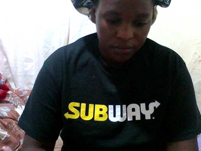 Hot-Perry's BongaCams show and profile