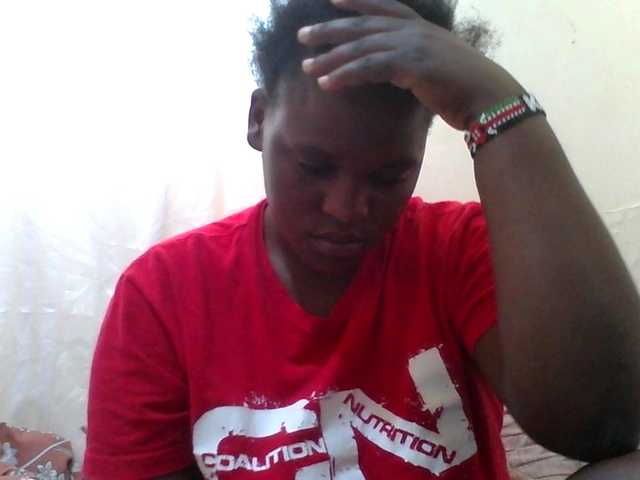 Hot-Perry's BongaCams show and profile