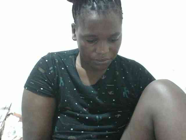 Hot-Perry Live Webcam on BongaCams