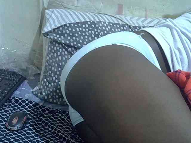 Hot-Perry webcam