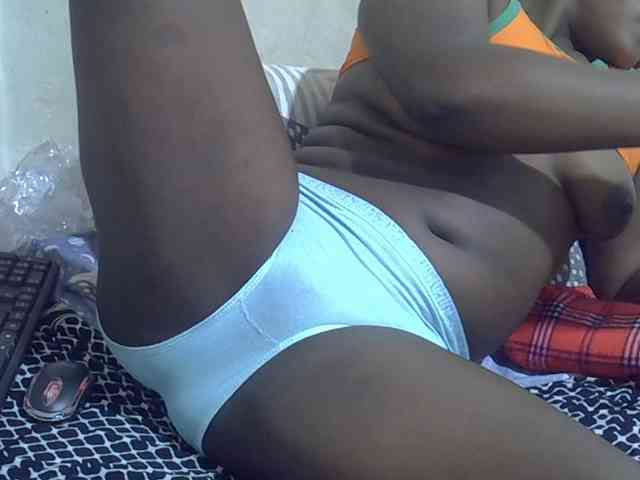 Hot-Perry webcam