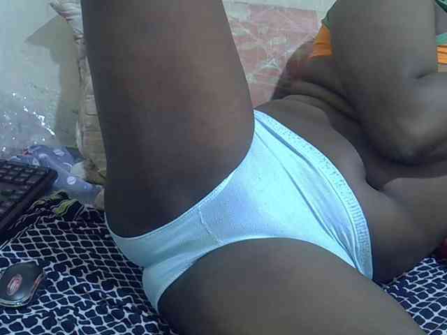 Hot-Perry webcam