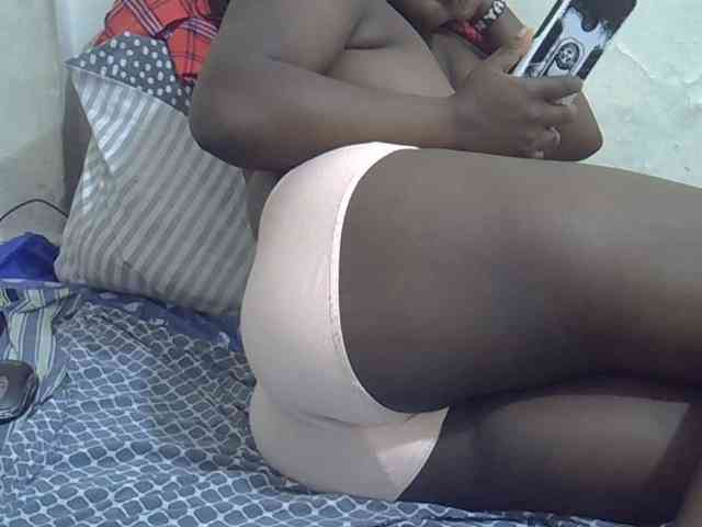 Hot-Perry webcam