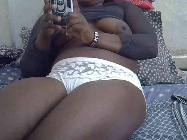 Hot-Perry webcam