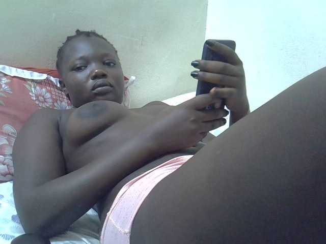 sexxyme Live Cam and Statistics on UnifiedCams