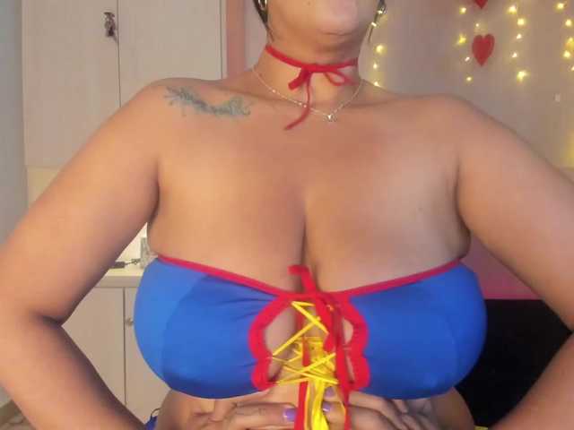 Vicky-Ruiz's BongaCams show and profile