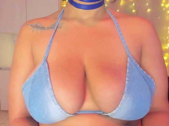 Vicky-Ruiz's BongaCams show and profile