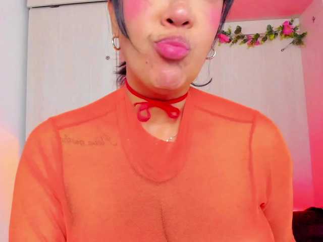 Vicky-Ruiz's BongaCams show and profile