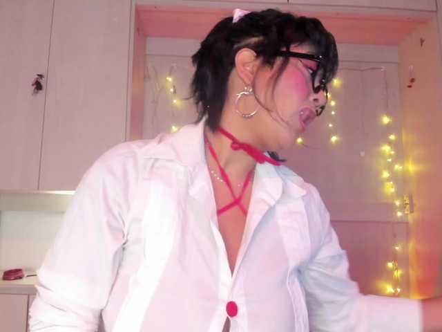 Vicky-Ruiz from BongaCams