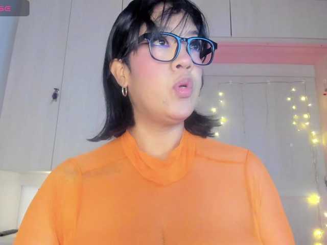 Vicky-Ruiz live cam profile