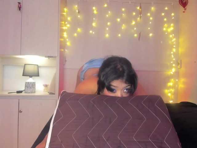 Vicky-Ruiz's BongaCams show and profile