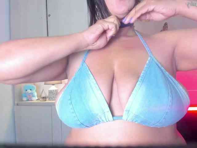 Vicky-Ruiz webcam