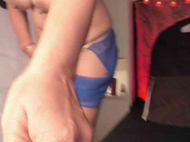 Vicky-Ruiz webcam
