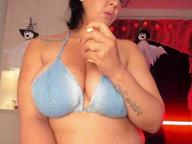 Vicky-Ruiz webcam