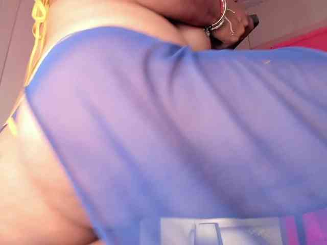 Vicky-Ruiz webcam