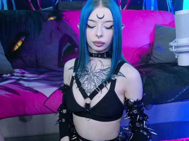 Aurora-Natsuki's BongaCams show and profile