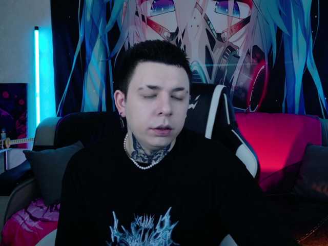 Aurora-Natsuki's BongaCams show and profile