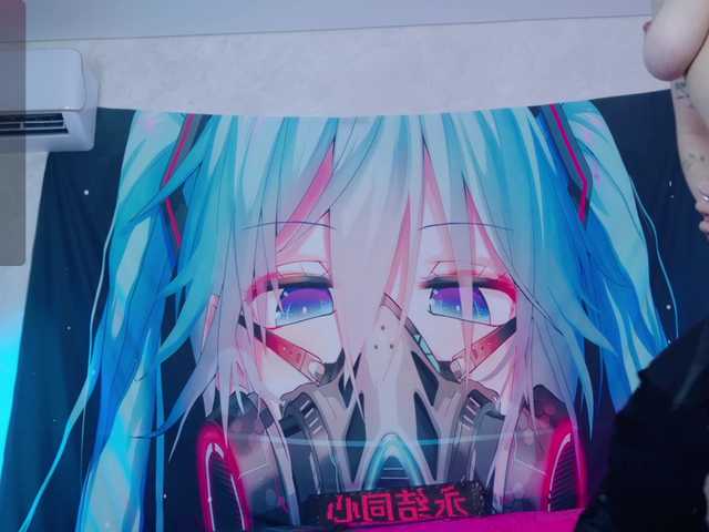 Aurora-Natsuki's BongaCams show and profile